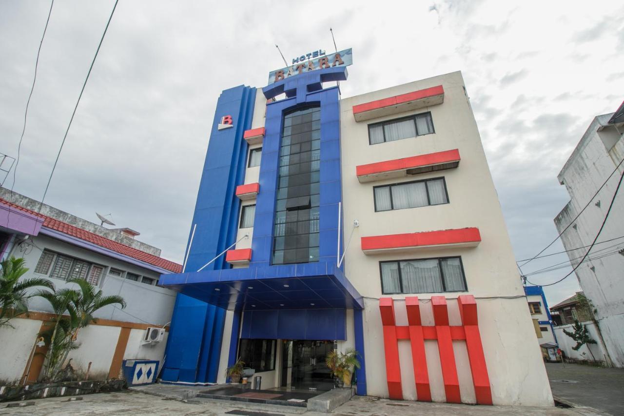 Hotel RedDoorz Plus near Taman Siring Banua Anyar Zewnętrze zdjęcie